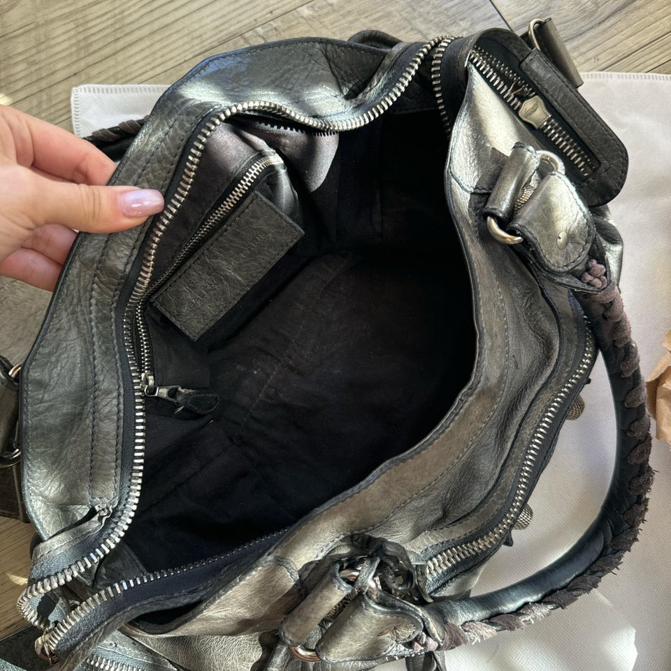 ✨ Authentic Balenciaga city bag gaint in black/grey Pre-owned ✨