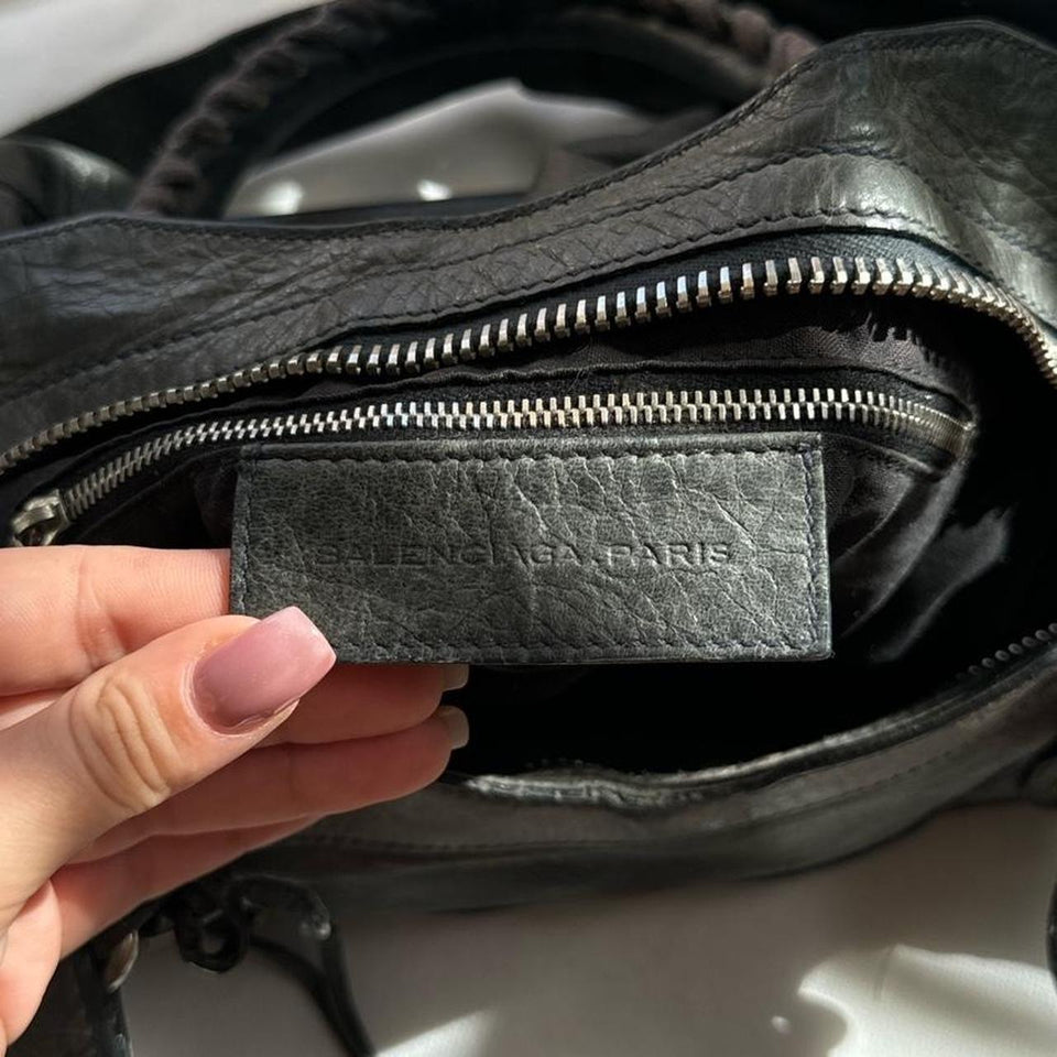 ✨ Authentic Balenciaga city bag gaint in black/grey Pre-owned ✨
