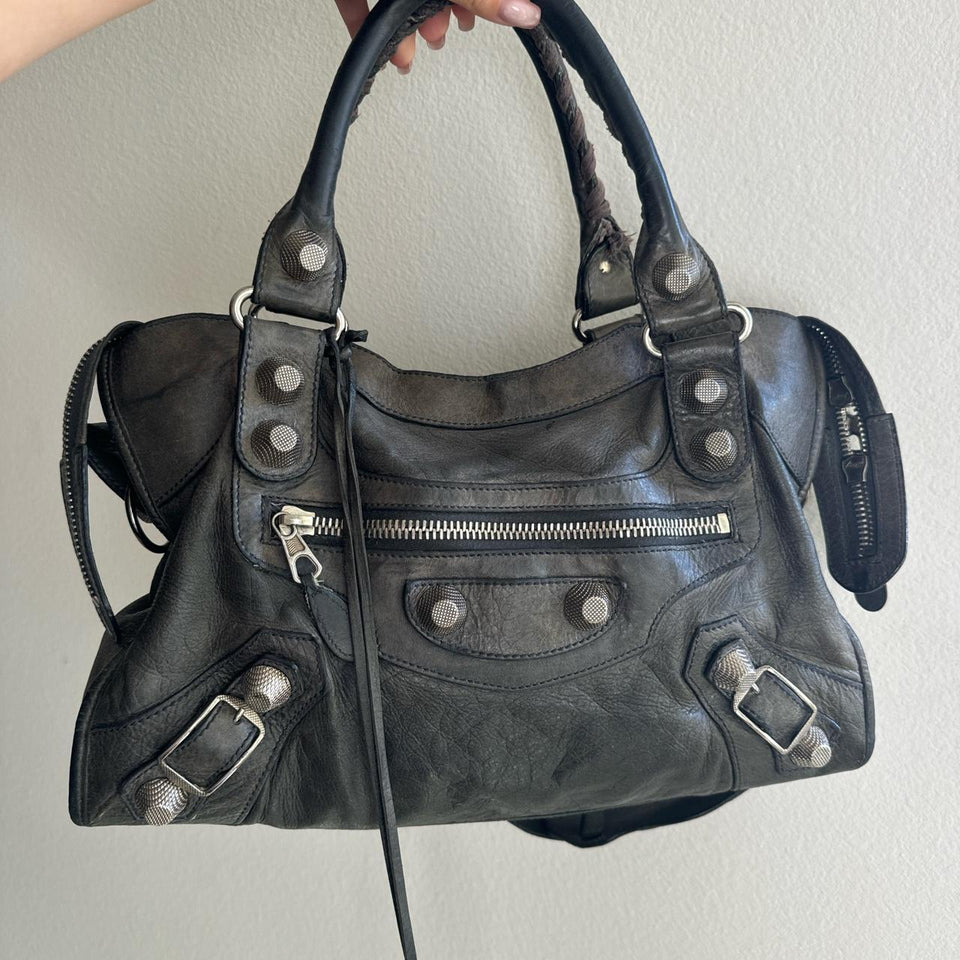 ✨ Authentic Balenciaga city bag gaint in black/grey Pre-owned ✨