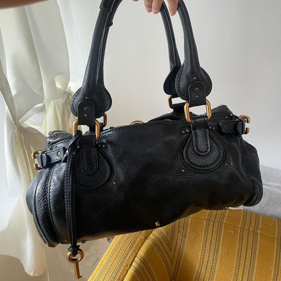 ✨ Authentic Vintage Classic Regular Size Black Leather Chloé Paddington Bag with Brass-toned Hardware Pre-owned ✨