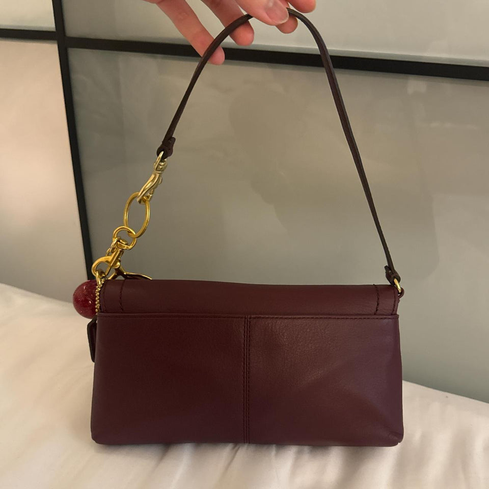 ✨ Cutest mini coach bag in excellent condition