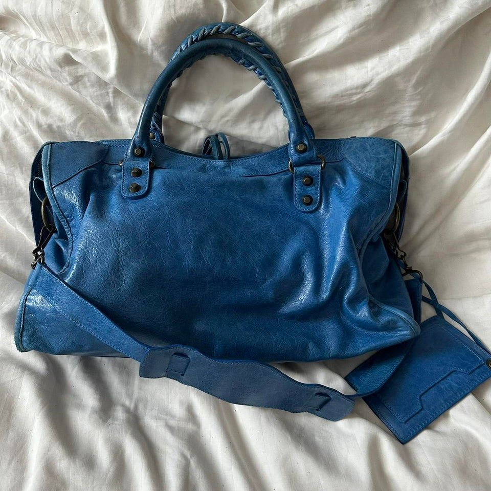 ✨ Authentic VINTAGE BALENCIAGA ‘FIRST’ CITY BAG Pre-owned ✨