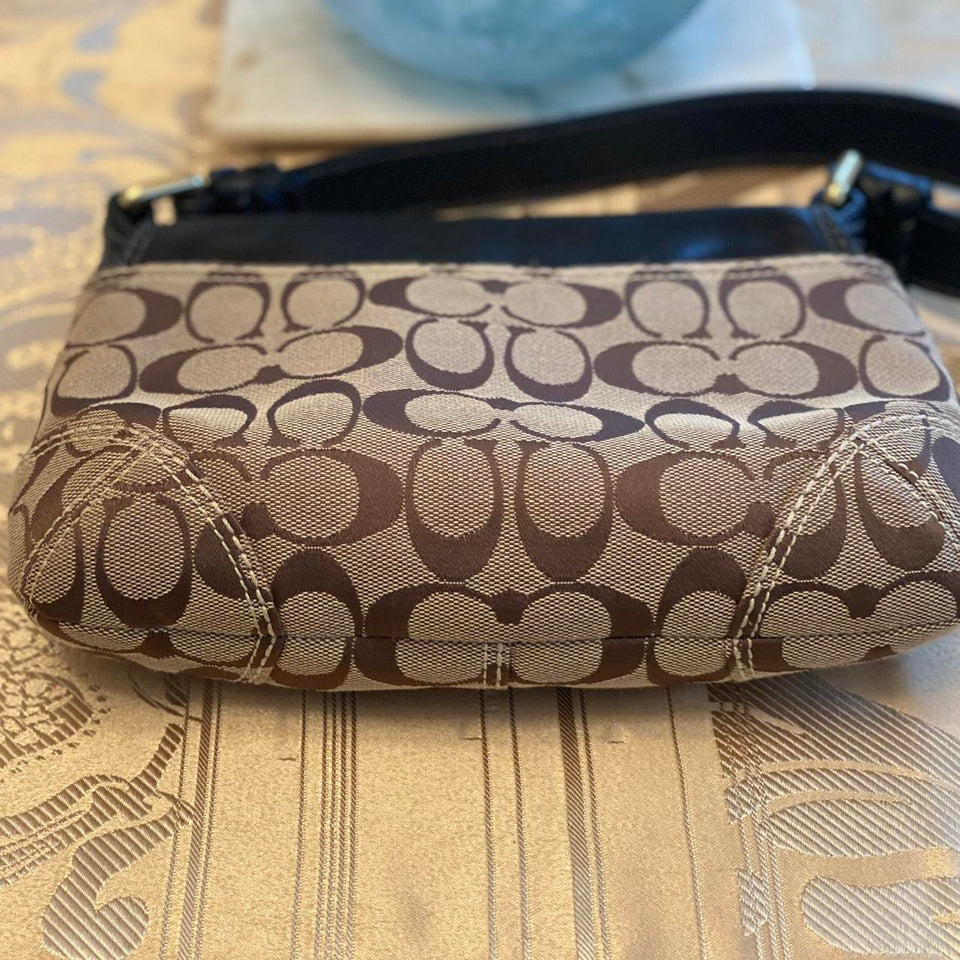 Coach monogram vintage shoulder bag