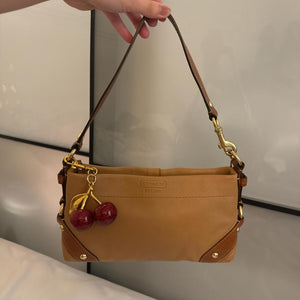 💖 Cutest mini coach bag in excellent condition