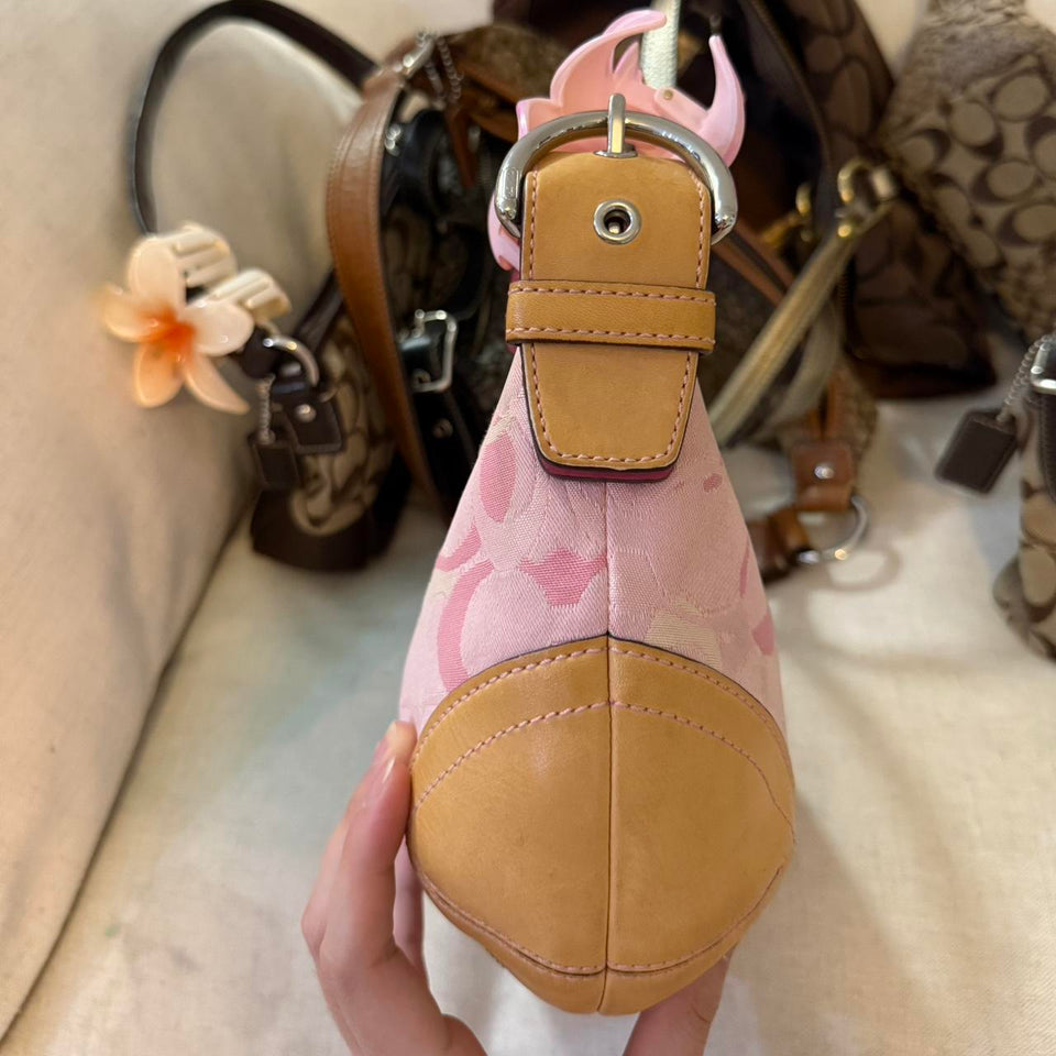 cutest authentic pink coach bag in very good condition