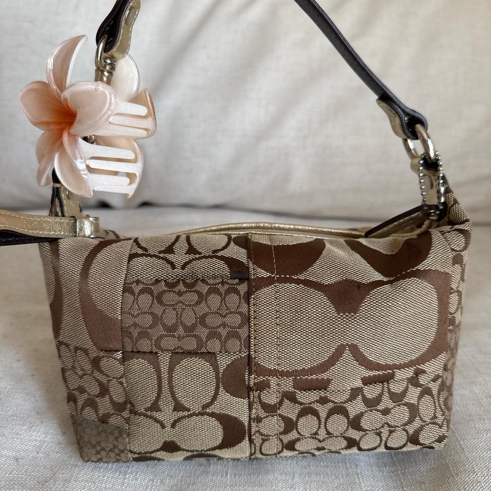 cutest mini patchwork coach bag in excellent