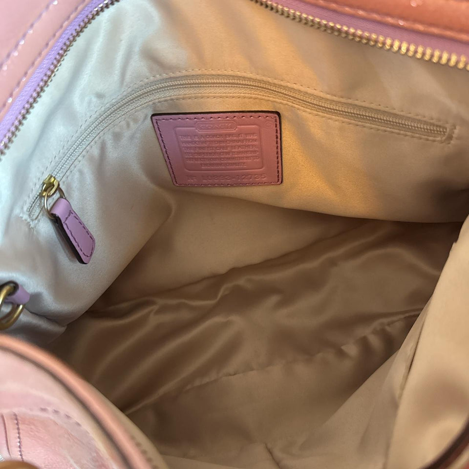 cutest authentic vintage coach in very good