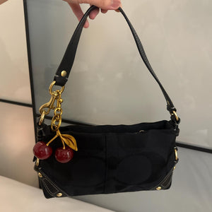 Cutest mini coach bag in excellent condition with no flaws