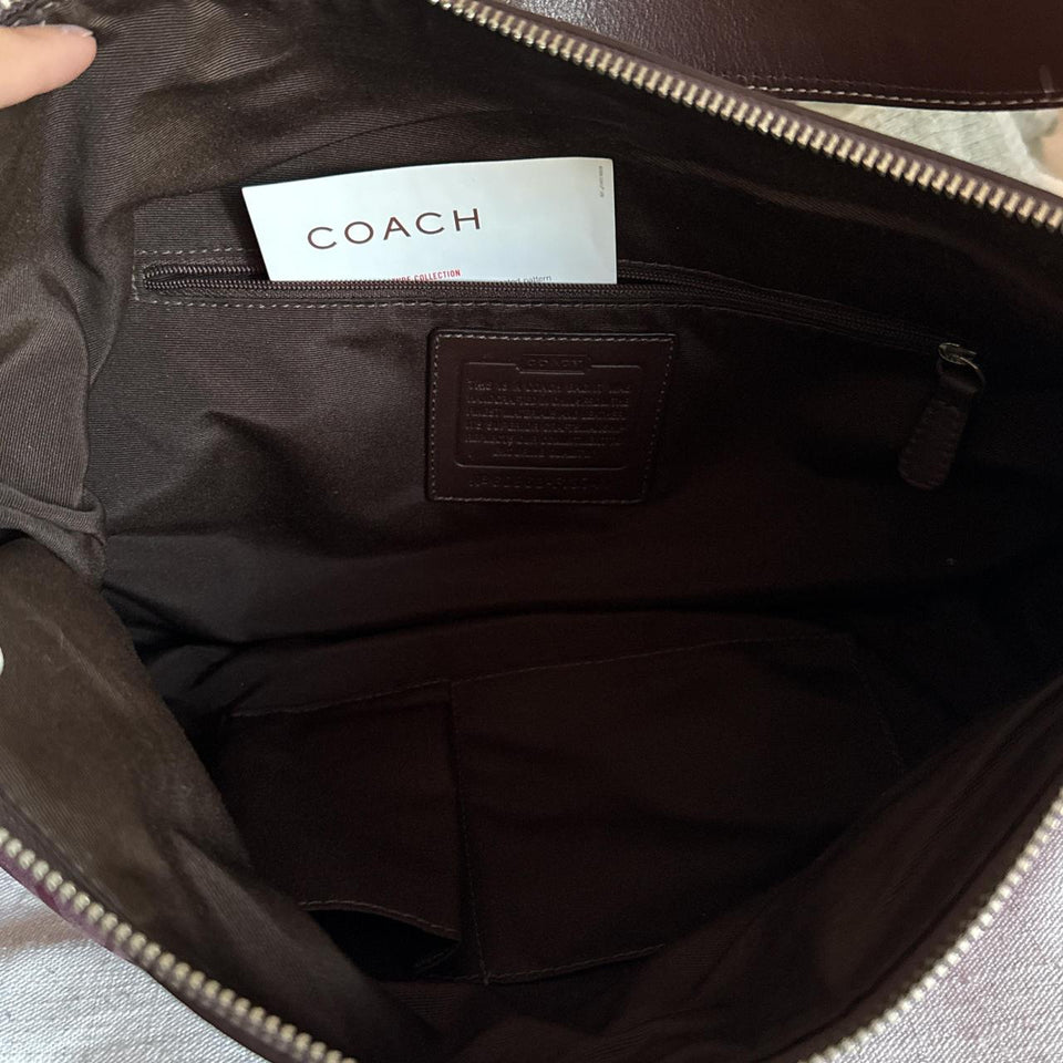 Beautiful authentic coach bag in brand new condition with tag